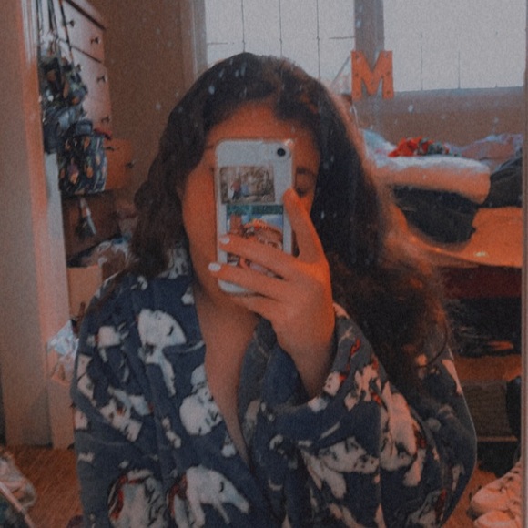 Meet your Posher, Madison - Picture 1 of 1